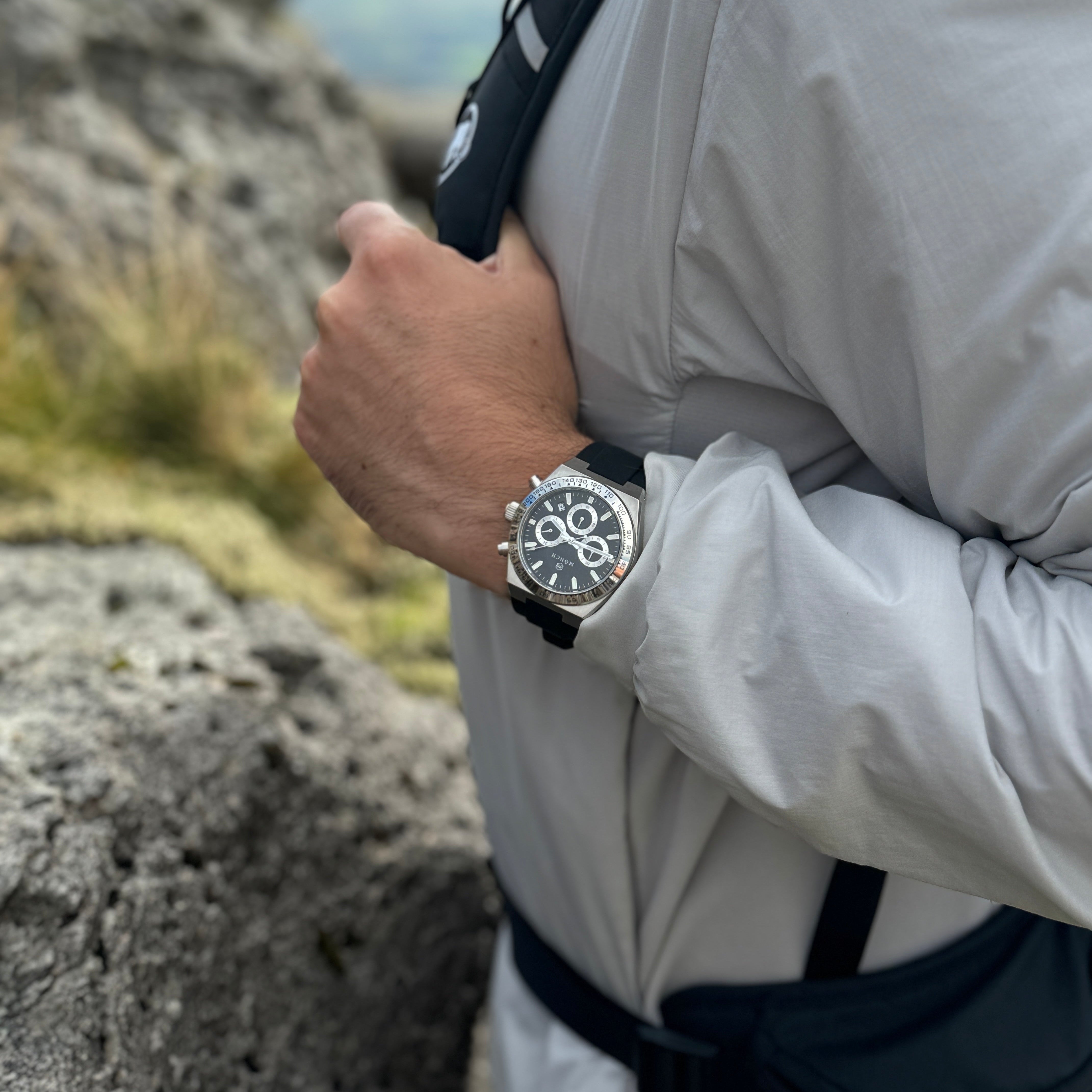 Time-Master, Noir-Men's Watch - 42mm - 5ATM Water Resistant - Chronograph - Stainless Steel -MÖNCH