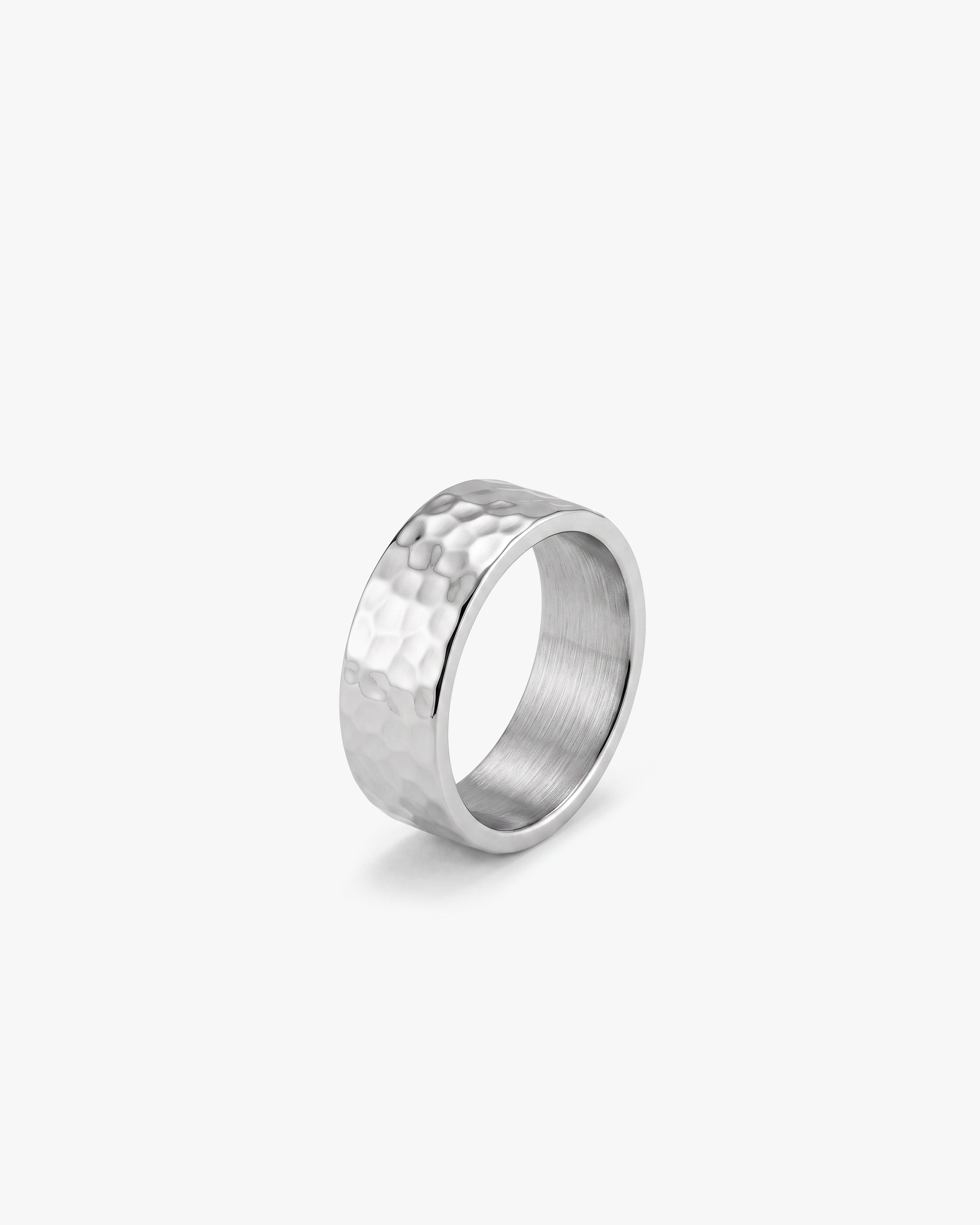 HAMMERED RING