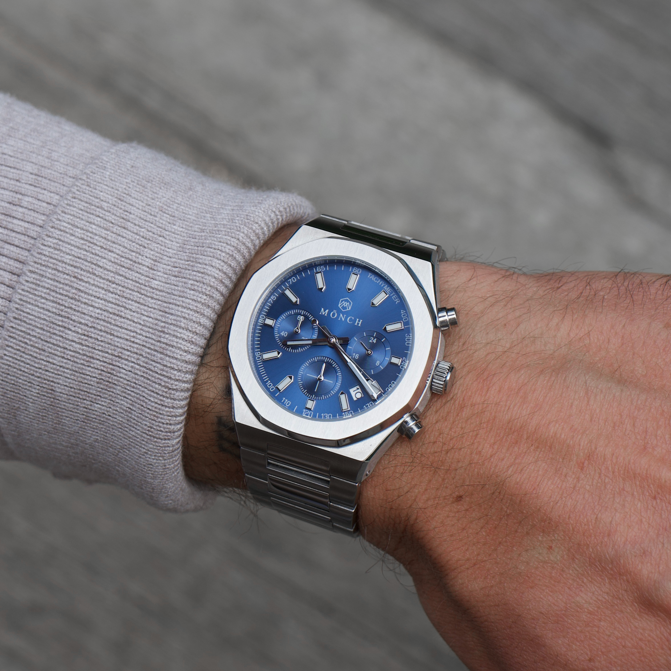 TIME-CAPTURE, ROYAL BLUE-Men's Chronograph Watch - 42mm - 5ATM Water Resistant - Stainless Steel - MÖNCH