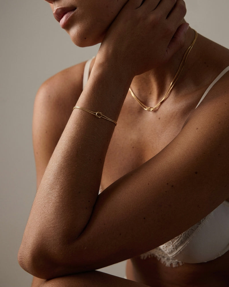 KNOT BRACELET