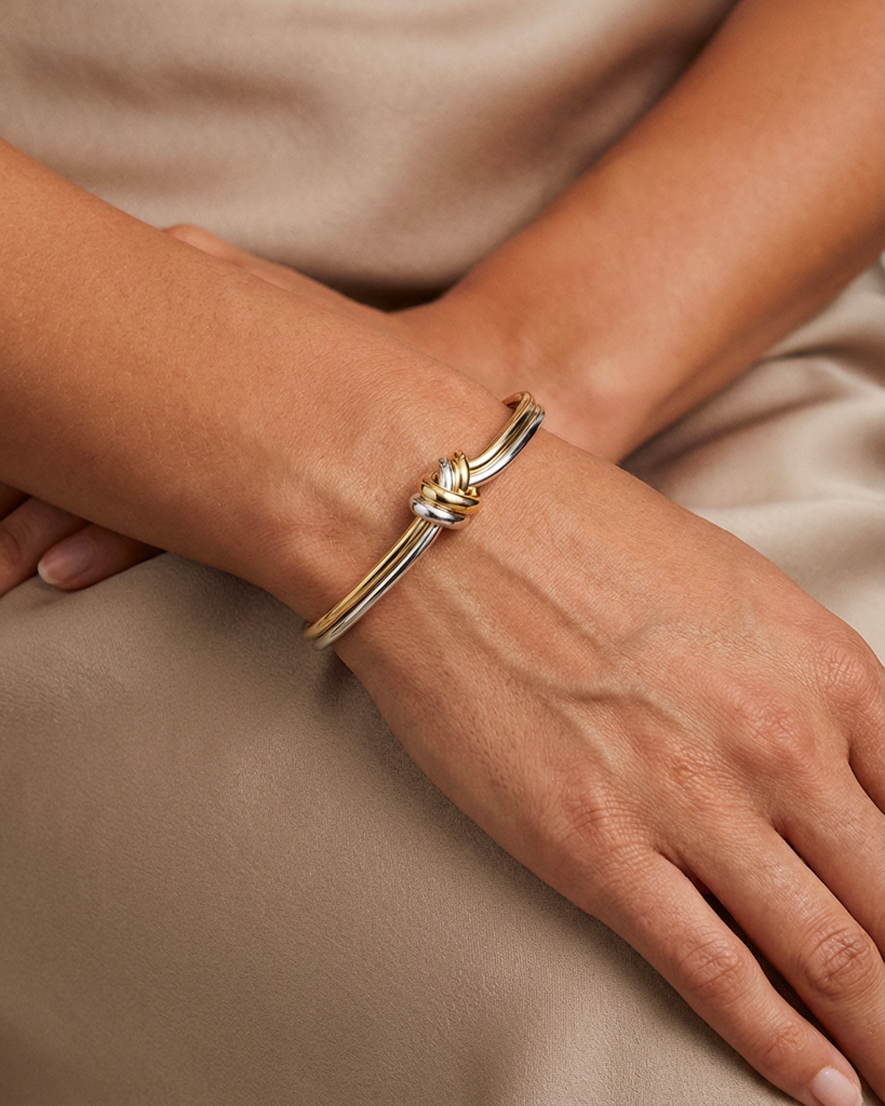AMORÉA BANGLE